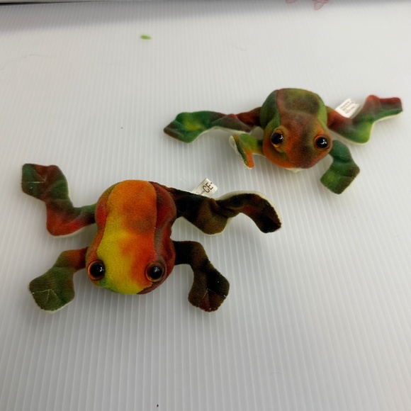 Folkmanis Rainbow Frog Finger Puppet Lot 2 Pretend Play Stuffed Animal Plush - Picture 1 of 5